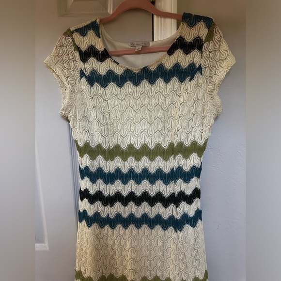 CB Established 1962 Knitted Dress Chevron Pattern- Charlie Brown, Flattering On - Picture 3 of 11